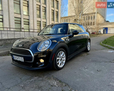 Черный Мини Купер, объемом двигателя 1.5 л и пробегом 125 тыс. км за 10700 $, фото 1 на Automoto.ua