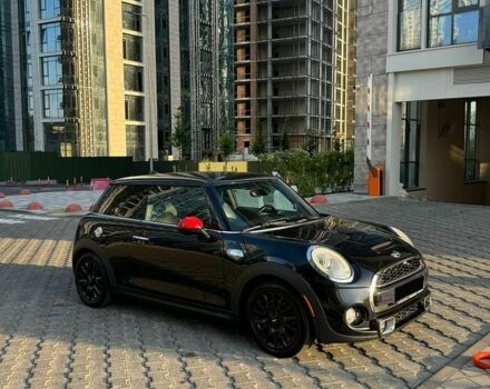 Чорний Міні Cooper, об'ємом двигуна 2 л та пробігом 180 тис. км за 12500 $, фото 1 на Automoto.ua