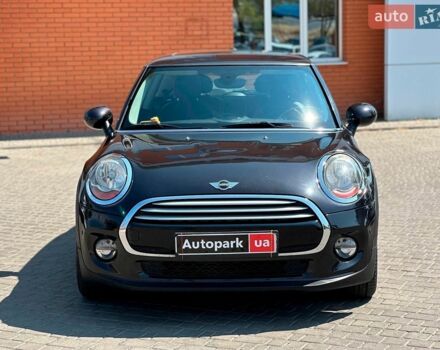 Чорний Міні Cooper, об'ємом двигуна 1.5 л та пробігом 126 тис. км за 11290 $, фото 1 на Automoto.ua