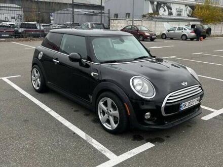 Черный Мини Купер, объемом двигателя 1.5 л и пробегом 120 тыс. км за 9800 $, фото 1 на Automoto.ua