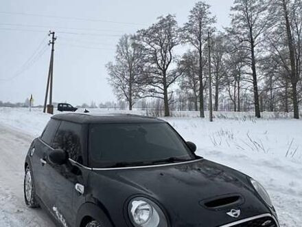 Черный Мини Купер, объемом двигателя 2 л и пробегом 86 тыс. км за 16000 $, фото 1 на Automoto.ua