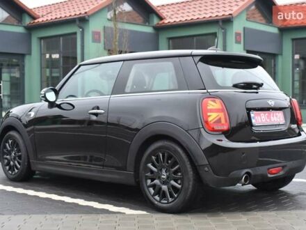 Чорний Міні Cooper, об'ємом двигуна 1.5 л та пробігом 85 тис. км за 13700 $, фото 1 на Automoto.ua