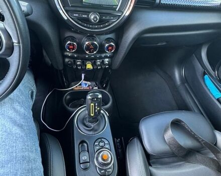 Чорний Міні Cooper, об'ємом двигуна 0 л та пробігом 73 тис. км за 14800 $, фото 1 на Automoto.ua
