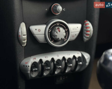 Коричневый Мини Купер, объемом двигателя 1.6 л и пробегом 211 тыс. км за 6700 $, фото 16 на Automoto.ua