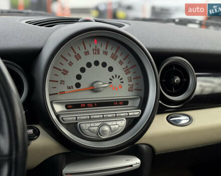 Коричневый Мини Купер, объемом двигателя 1.6 л и пробегом 211 тыс. км за 6700 $, фото 15 на Automoto.ua