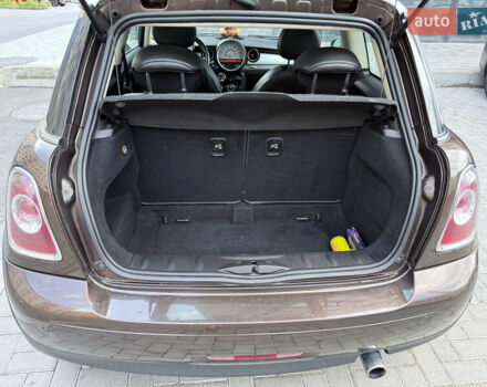 Коричневий Міні Cooper, об'ємом двигуна 1.6 л та пробігом 304 тис. км за 7400 $, фото 13 на Automoto.ua