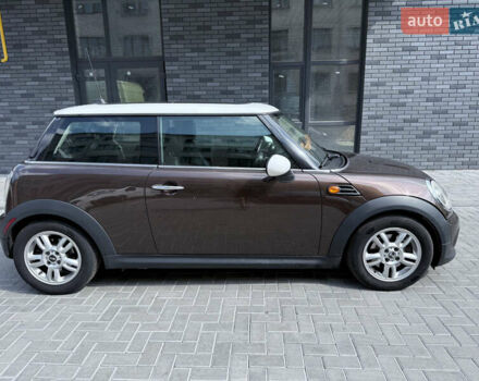Коричневий Міні Cooper, об'ємом двигуна 1.6 л та пробігом 304 тис. км за 7400 $, фото 4 на Automoto.ua