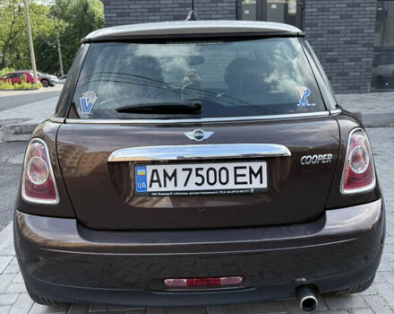 Коричневий Міні Cooper, об'ємом двигуна 1.6 л та пробігом 304 тис. км за 7400 $, фото 6 на Automoto.ua