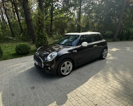 Коричневий Міні Cooper, об'ємом двигуна 1.5 л та пробігом 106 тис. км за 16000 $, фото 2 на Automoto.ua