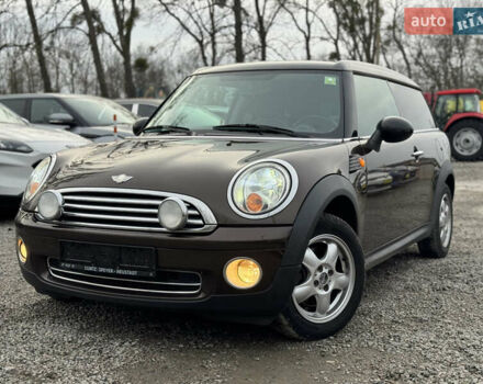 Коричневый Мини Купер, объемом двигателя 1.6 л и пробегом 211 тыс. км за 6700 $, фото 1 на Automoto.ua