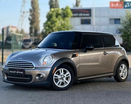 Коричневий Міні Cooper, об'ємом двигуна 1.6 л та пробігом 159 тис. км за 8599 $, фото 1 на Automoto.ua