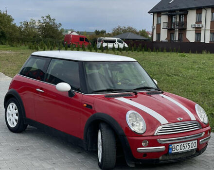 Червоний Міні Cooper, об'ємом двигуна 1.6 л та пробігом 110 тис. км за 4899 $, фото 7 на Automoto.ua