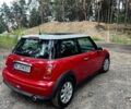 Червоний Міні Cooper, об'ємом двигуна 1.6 л та пробігом 237 тис. км за 5000 $, фото 1 на Automoto.ua