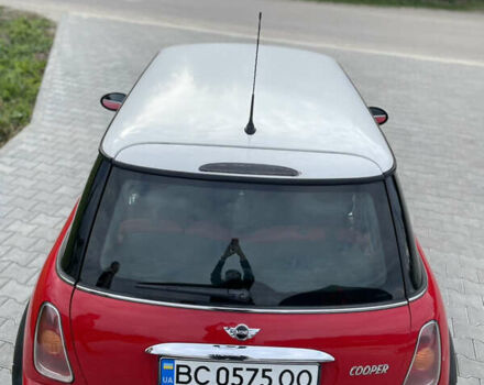 Червоний Міні Cooper, об'ємом двигуна 1.6 л та пробігом 110 тис. км за 4899 $, фото 9 на Automoto.ua