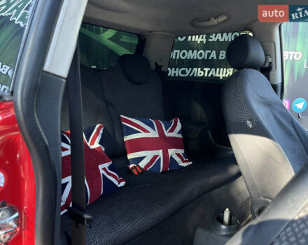 Червоний Міні Cooper, об'ємом двигуна 1.6 л та пробігом 226 тис. км за 4500 $, фото 17 на Automoto.ua