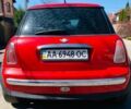 Красный Мини Купер, объемом двигателя 1.36 л и пробегом 236 тыс. км за 3900 $, фото 3 на Automoto.ua