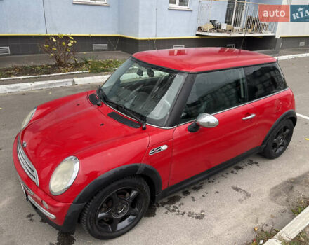 Червоний Міні Cooper, об'ємом двигуна 1.36 л та пробігом 232 тис. км за 5200 $, фото 2 на Automoto.ua