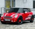 Красный Мини Купер, объемом двигателя 1.6 л и пробегом 245 тыс. км за 4850 $, фото 2 на Automoto.ua