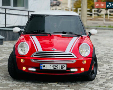 Червоний Міні Cooper, об'ємом двигуна 1.6 л та пробігом 245 тис. км за 4850 $, фото 2 на Automoto.ua