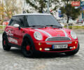 Червоний Міні Cooper, об'ємом двигуна 1.6 л та пробігом 245 тис. км за 4850 $, фото 1 на Automoto.ua