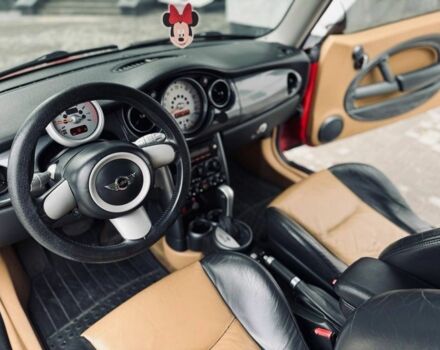 Красный Мини Купер, объемом двигателя 1.6 л и пробегом 245 тыс. км за 4850 $, фото 11 на Automoto.ua