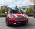Красный Мини Купер, объемом двигателя 1.6 л и пробегом 165 тыс. км за 4700 $, фото 1 на Automoto.ua