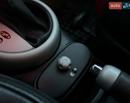 Червоний Міні Cooper, об'ємом двигуна 1.6 л та пробігом 156 тис. км за 6800 $, фото 23 на Automoto.ua