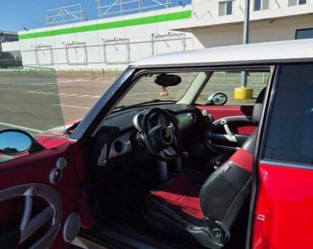 Красный Мини Купер, объемом двигателя 1.6 л и пробегом 167 тыс. км за 5600 $, фото 17 на Automoto.ua