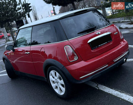 Червоний Міні Cooper, об'ємом двигуна 1.6 л та пробігом 156 тис. км за 6800 $, фото 5 на Automoto.ua