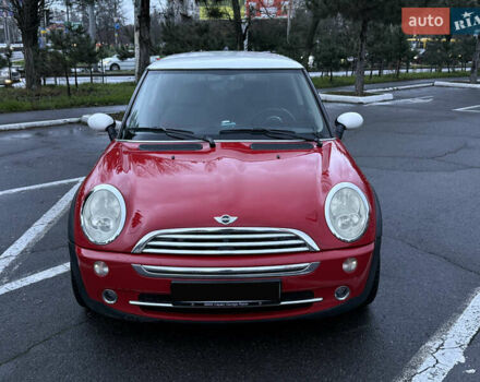 Червоний Міні Cooper, об'ємом двигуна 1.6 л та пробігом 156 тис. км за 6800 $, фото 9 на Automoto.ua