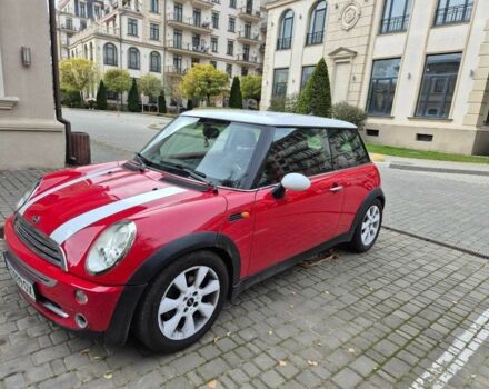 Красный Мини Купер, объемом двигателя 1.6 л и пробегом 167 тыс. км за 5600 $, фото 2 на Automoto.ua