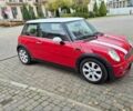Красный Мини Купер, объемом двигателя 1.6 л и пробегом 167 тыс. км за 5600 $, фото 1 на Automoto.ua