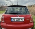 Червоний Міні Cooper, об'ємом двигуна 1.6 л та пробігом 155 тис. км за 6300 $, фото 2 на Automoto.ua