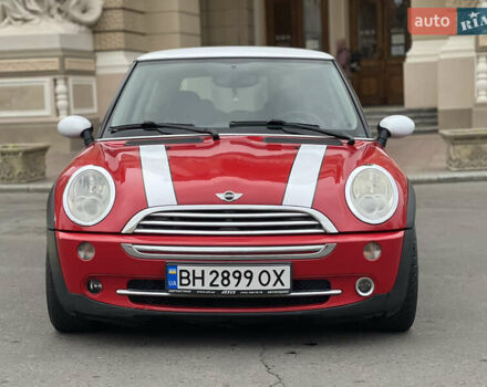 Червоний Міні Cooper, об'ємом двигуна 1.6 л та пробігом 167 тис. км за 5700 $, фото 6 на Automoto.ua