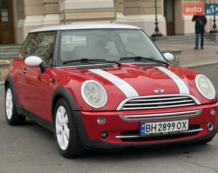Червоний Міні Cooper, об'ємом двигуна 1.6 л та пробігом 167 тис. км за 5700 $, фото 7 на Automoto.ua