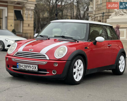 Червоний Міні Cooper, об'ємом двигуна 1.6 л та пробігом 167 тис. км за 5700 $, фото 2 на Automoto.ua