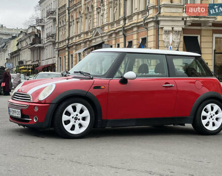 Червоний Міні Cooper, об'ємом двигуна 1.6 л та пробігом 167 тис. км за 5700 $, фото 21 на Automoto.ua