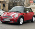 Червоний Міні Cooper, об'ємом двигуна 1.6 л та пробігом 167 тис. км за 5700 $, фото 1 на Automoto.ua