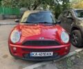 Красный Мини Купер, объемом двигателя 1.6 л и пробегом 199 тыс. км за 4516 $, фото 1 на Automoto.ua