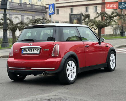 Червоний Міні Cooper, об'ємом двигуна 1.6 л та пробігом 167 тис. км за 5700 $, фото 13 на Automoto.ua