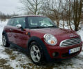 Красный Мини Купер, объемом двигателя 1.4 л и пробегом 196 тыс. км за 6500 $, фото 1 на Automoto.ua