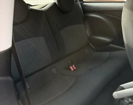 Красный Мини Купер, объемом двигателя 1.4 л и пробегом 126 тыс. км за 5700 $, фото 14 на Automoto.ua