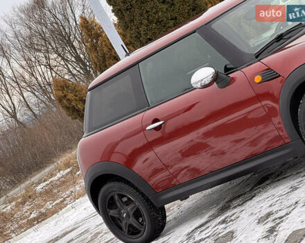 Червоний Міні Cooper, об'ємом двигуна 1.4 л та пробігом 195 тис. км за 5599 $, фото 61 на Automoto.ua