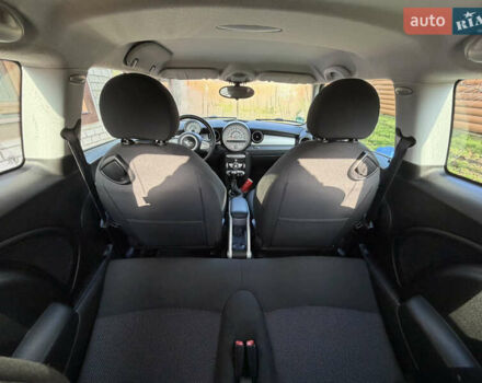 Красный Мини Купер, объемом двигателя 1.4 л и пробегом 126 тыс. км за 5700 $, фото 6 на Automoto.ua