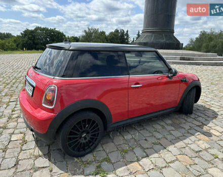 Мини Купер 2009 в Житомире на Automoto.ua Красный Мини Купер, объемом двигателя 1.4 л и пробегом 213 тыс. км за 5800 $, фото 5 на Automoto.ua