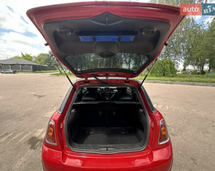 Мини Купер 2009 в Житомире на Automoto.ua Красный Мини Купер, объемом двигателя 1.4 л и пробегом 213 тыс. км за 5800 $, фото 9 на Automoto.ua