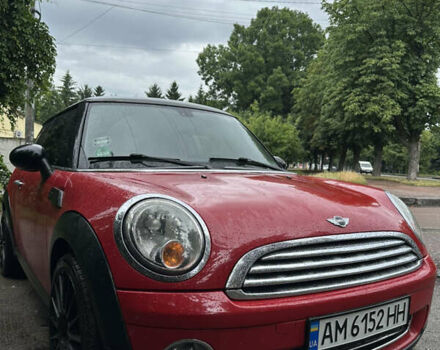 Мини Купер 2009 в Житомире на Automoto.ua Красный Мини Купер, объемом двигателя 1.4 л и пробегом 213 тыс. км за 5800 $, фото 25 на Automoto.ua