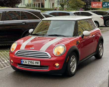 Червоний Міні Cooper, об'ємом двигуна 1.6 л та пробігом 213 тис. км за 6500 $, фото 4 на Automoto.ua