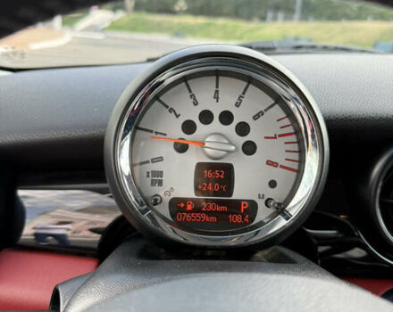 Червоний Міні Cooper, об'ємом двигуна 1.6 л та пробігом 77 тис. км за 8900 $, фото 13 на Automoto.ua