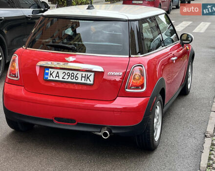 Червоний Міні Cooper, об'ємом двигуна 1.6 л та пробігом 213 тис. км за 6500 $, фото 8 на Automoto.ua